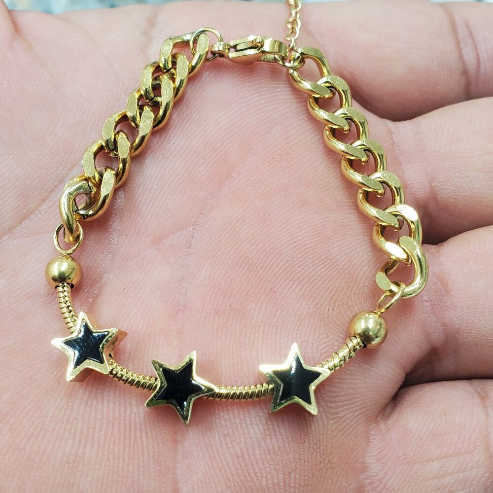 Bracelet